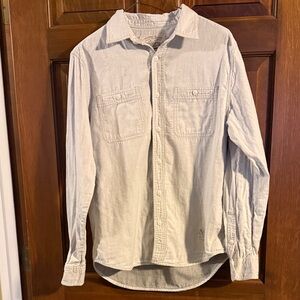 Aeropostale size Small button-front shirt 100% Cotton, long-sleeve light gray